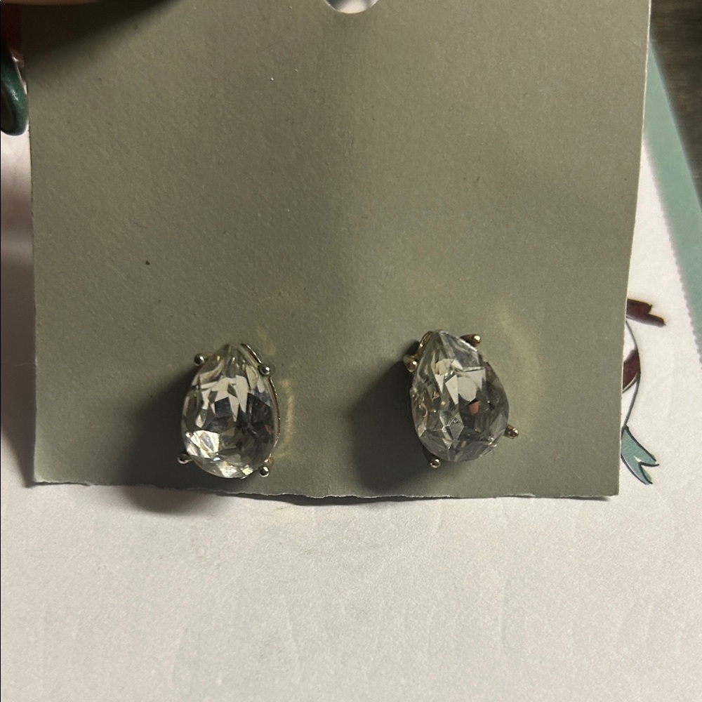 Elegant‎ Silver Teardrop Earrings
